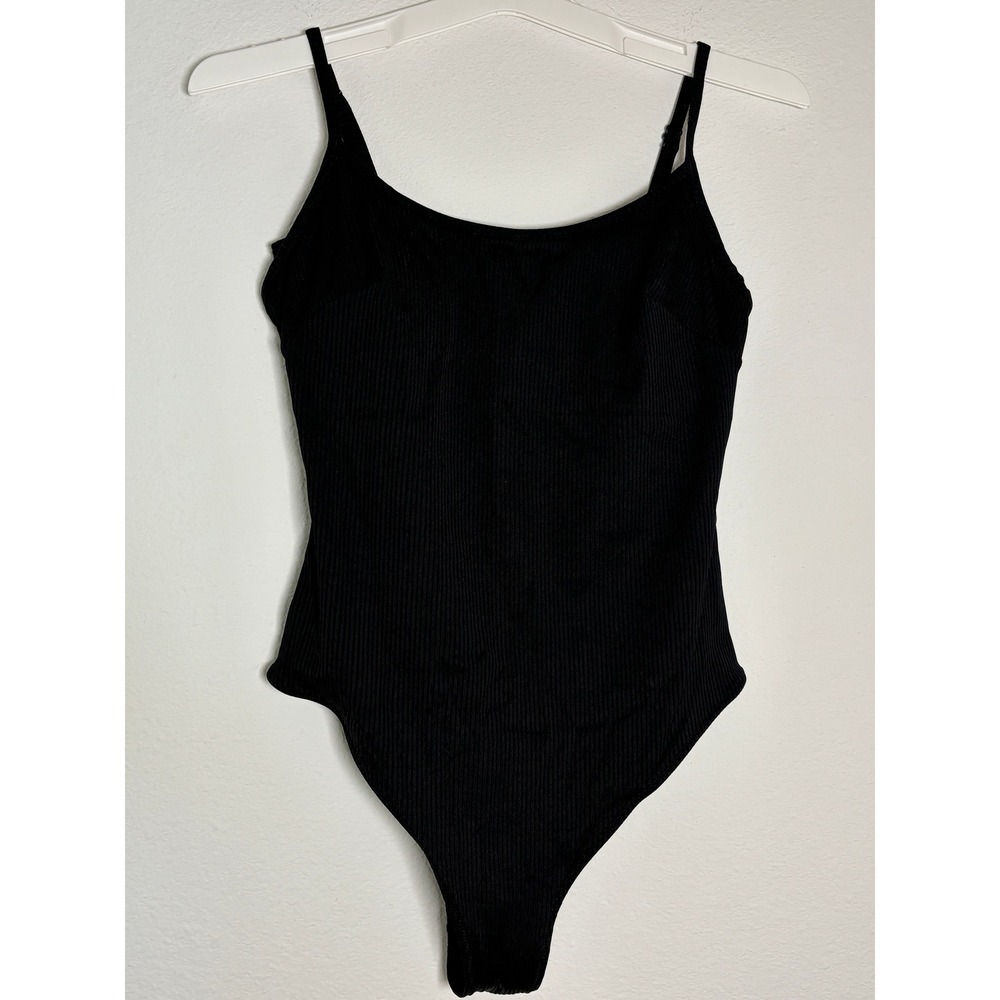 HM Black Ribbed Bodysuit Womens Medium Adjustable Straps Scoop Neck Stretch